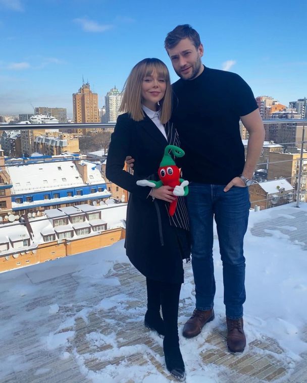 Все про чоловіка Аліни Гросу: хто такий Роман Полянський, від якого співачка вагітна